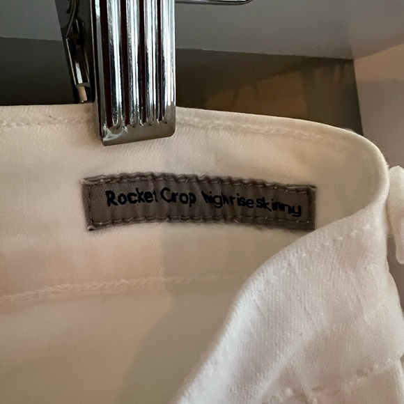 Citizens of Humanity Rocket Sculpt in White (26) - Picture 14 of 15